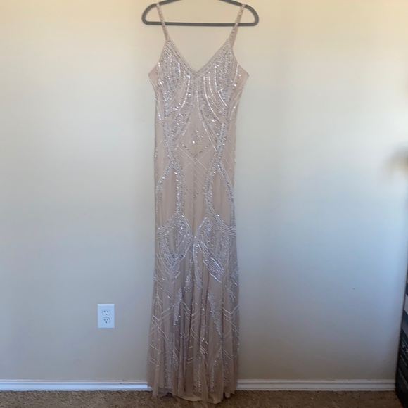 BHLDN Luxor beaded Art Deco bridal wedding dress 8 - Picture 4 of 10
